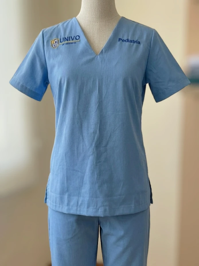 Uniforme de Pediatría de la UNIVO miniatura 2