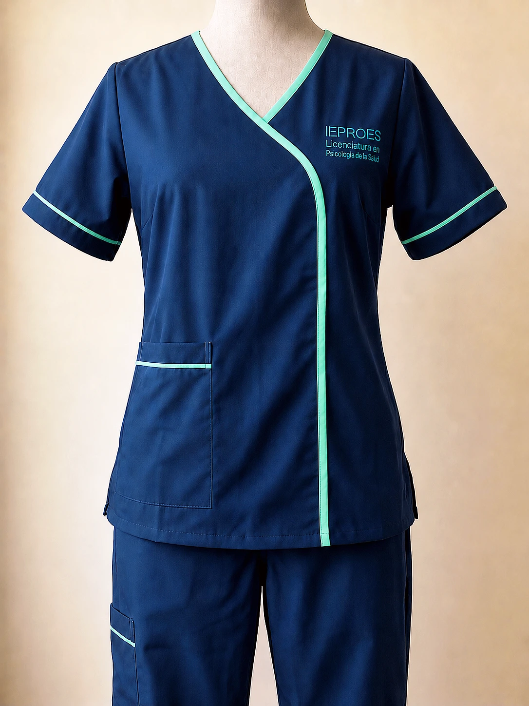 Uniforme de Licenciatura en Psicología de la Salud de IEPROES miniatura 2
