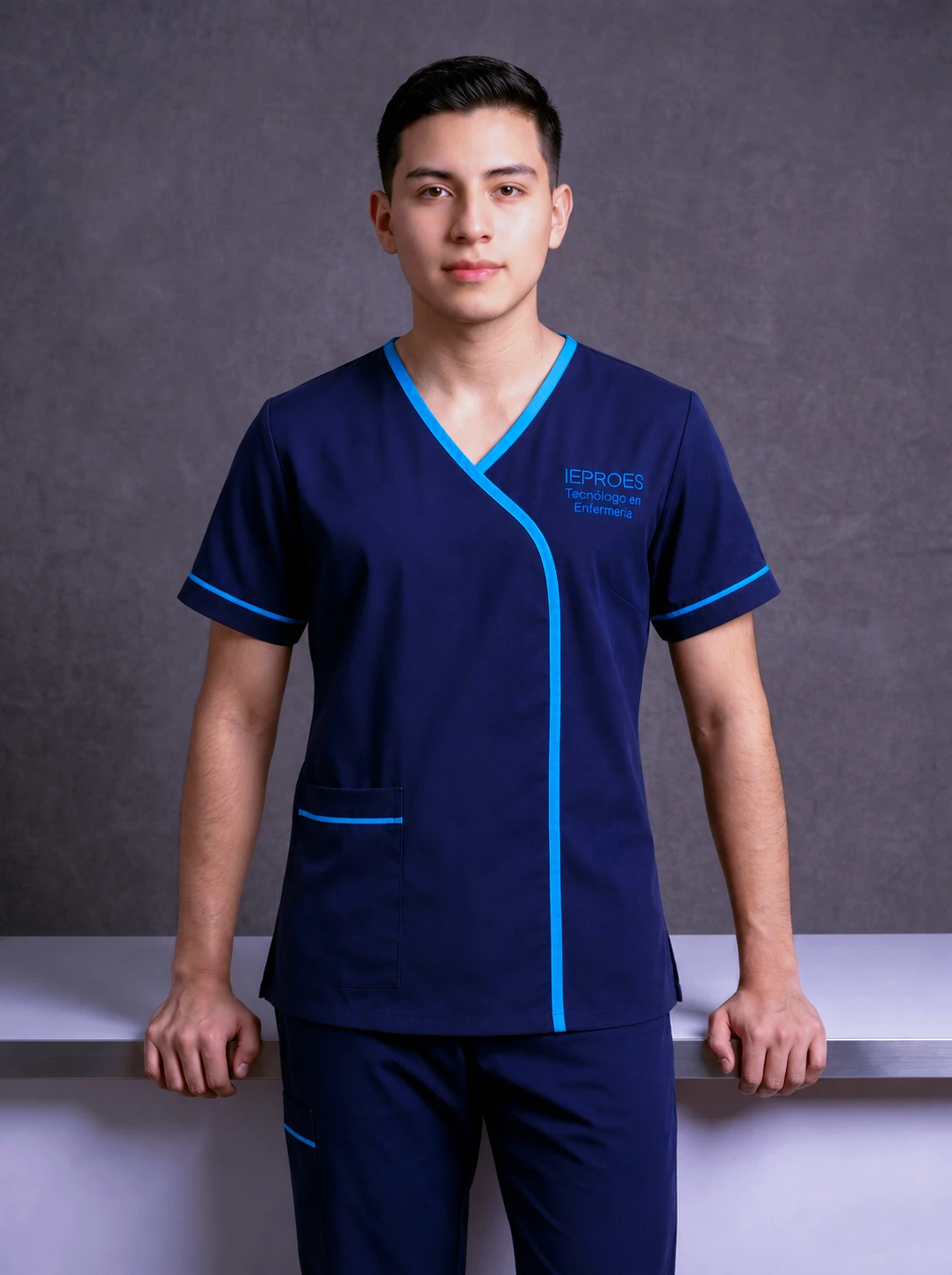 Uniforme de Tecnólogo en Enfermería de IEPROES